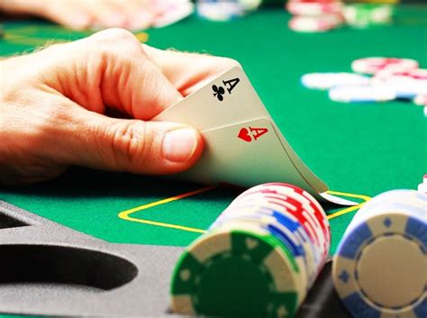 Poker oyununun tam versiyasını yükləmək  Kazinonun ən populyar oyunlarından biri pokerdir
