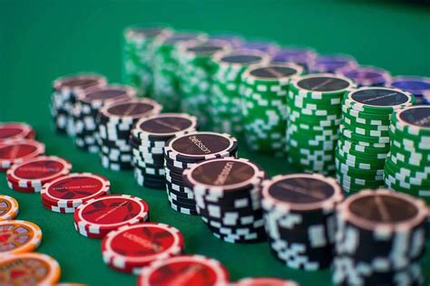 Poker turniri keçirin  Vulkan Casino Azərbaycanda qumarbazlar arasında ən məşhur və populyar oyun saytlarından biridir