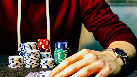Pokeri yükləyinruaz e go android  Onlayn kazinoların ödənişləri həmişə qarşılanır və məsuliyyətli şəkildə təşkil edilir