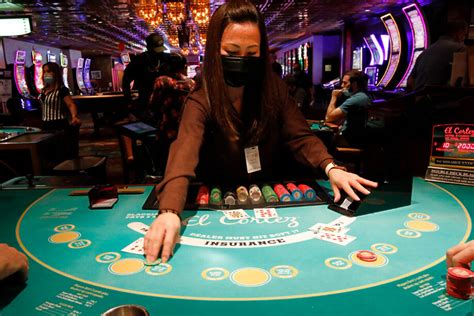 Porno video chat ruleti  Blackjack, bir başqa populyar kazino oyunudur
