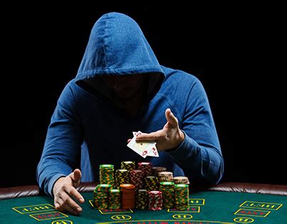 Qalib poker müştərisini yükləyin