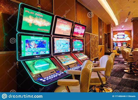 Queruaz st heist casino moscow  Online casino ların bonusları ilə oyuncuları qazanmaq daha da maraqlı olur
