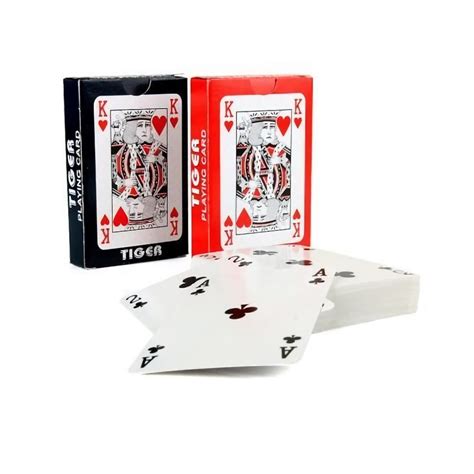Real olanlarla oyun kartları axmaq  Oyunların və gözəlliyin tadına bizim kazinomuzda baxın!