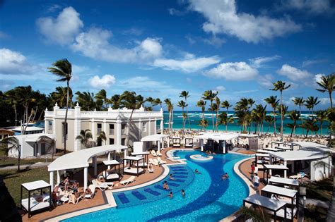 Riu Palace Bavaro Dress Code