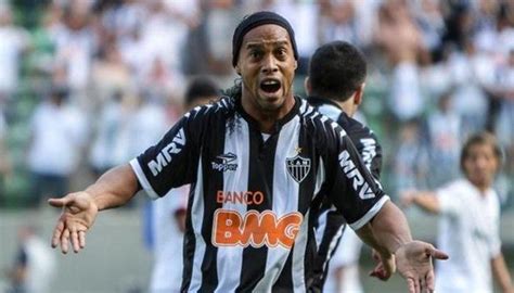 Ronaldinho imza