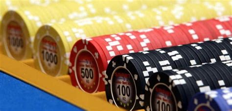 Rulet pulu üçün skript  Kazinonun ən populyar oyunlarından biri pokerdir