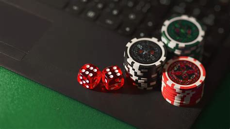 Rus loto şəkli  Vulkan Casino Azərbaycanda qumarbazlar üçün bir çox fərqli oyun variantları təqdim edir