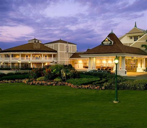 Saratoga Casino And Raceway Hotel