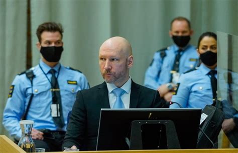 Slot breivik şou mətni