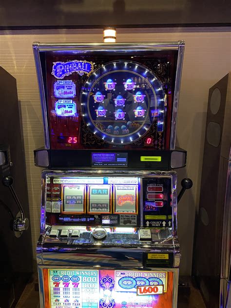 Spin Ball Slot Machine