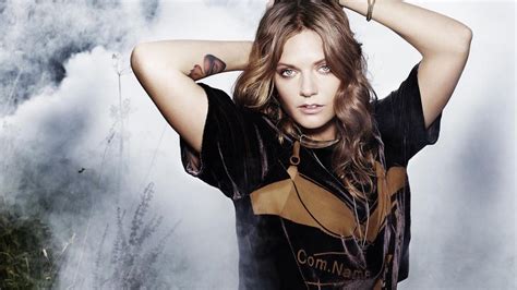 Tove lo istanbul