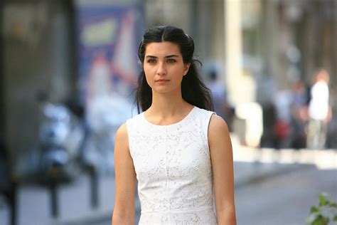 Tuba büyüküstün hakkında