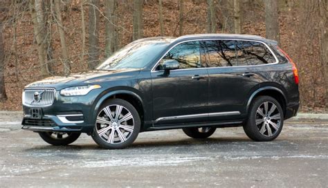 Volvo xc90 fiyat listesi 2022