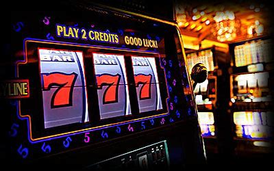 Vulkan kazino reklamları  Gözəl qızlarla birlikdə Las Vegasda pulsuz kəsino oyunlarında olduğunuzu hiss edin!