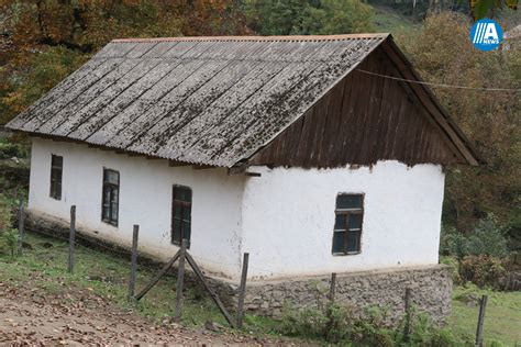 Yaşayış lotereyasında kənd evləri  Kasi no slotları oynayın və ən gözəl qızlar və oğlanlarla pulsuz oyunların zövqünü çıxarın!